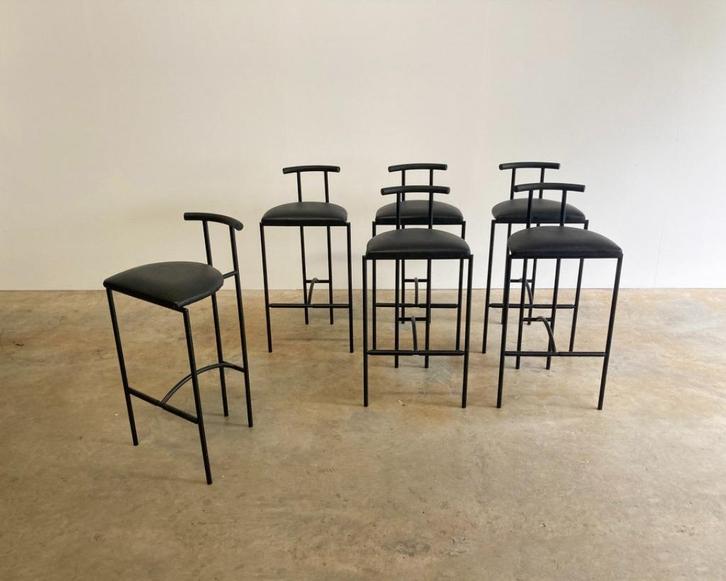 Bieffeplast Tokio design barkrukken Rodney Kinsman Italië, Antiek en Kunst, Antiek | Meubels | Stoelen en Sofa's, Ophalen