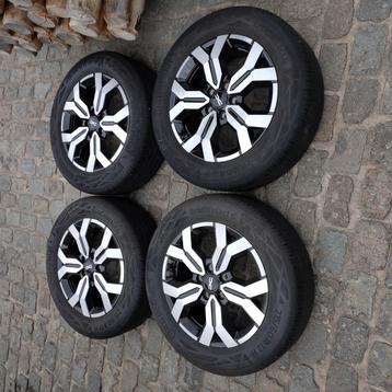 Originele velgen/banden Dacia Duster 2023 beschikbaar voor biedingen