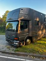 Mercedes atego paardenvrachtwagen, Auto's, Zwart, Bruin, Particulier, 2 zetels