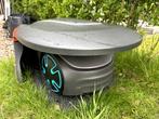 Robot de pelouse + son garage, Gardena, Enlèvement, Moins de 20 cm, Avec capteur de pluie