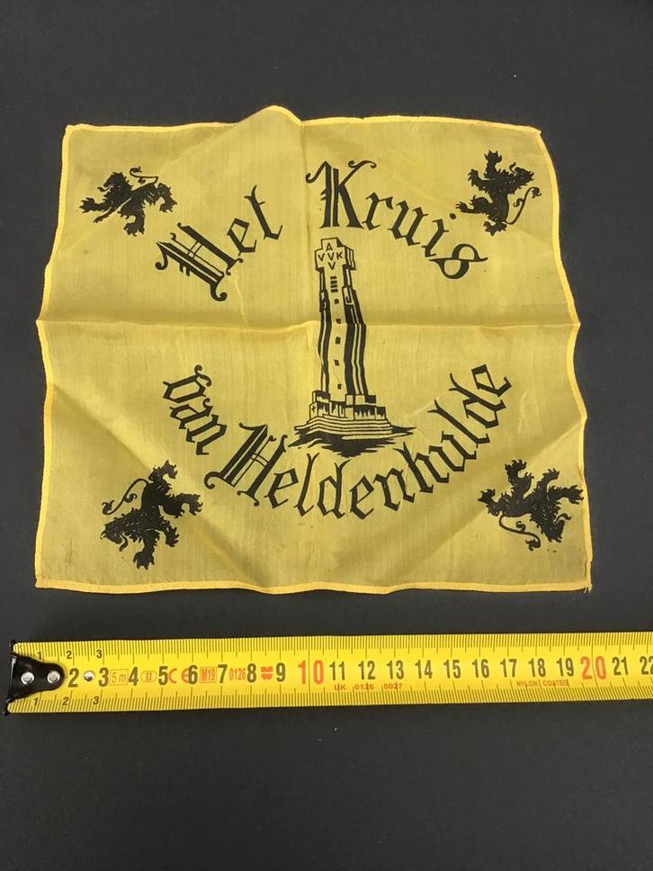 Rare mouchoir en soie antique Dixmude, tour de fer, AVV VVK, Collections, Objets militaires | Général, Enlèvement ou Envoi