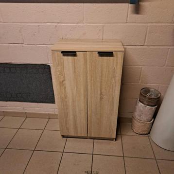Schoenkast  beschikbaar voor biedingen