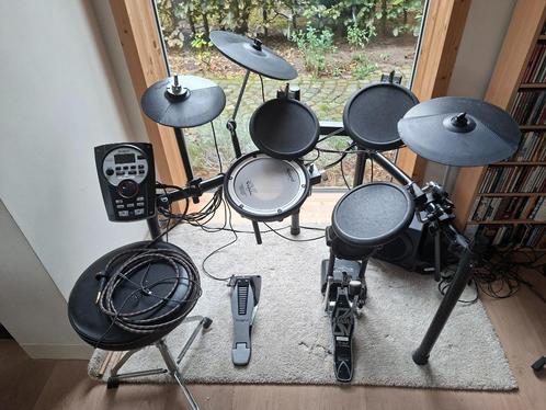 Roland v drum TD-11, Muziek en Instrumenten, Drumstellen en Slagwerk, Zo goed als nieuw, Roland, Elektronisch, Ophalen