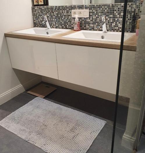Badkamermeubel met 2 lavabo's en douchekraan, Huis en Inrichting, Badkamer | Badkamermeubels, Gebruikt, Wastafelkast, Minder dan 100 cm