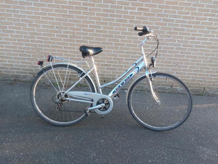 Damesfiets in zeer goed staat, Fietsen en Brommers, Fietsen | Dames | Damesfietsen, Zo goed als nieuw, Ophalen