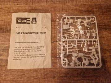 Revell - Italaerei Italian Fallschirmspringer 1/35, Enlèvement ou Envoi, Utilisé, 1:35 à 1:50, Personnage ou Figurines