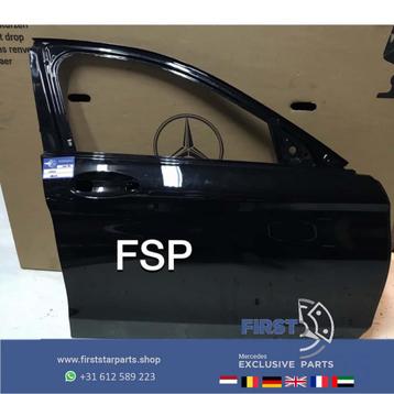 W205 DEUR RECHTS VOOR Mercedes C Klasse ZWART PORTIER 2014-2 beschikbaar voor biedingen