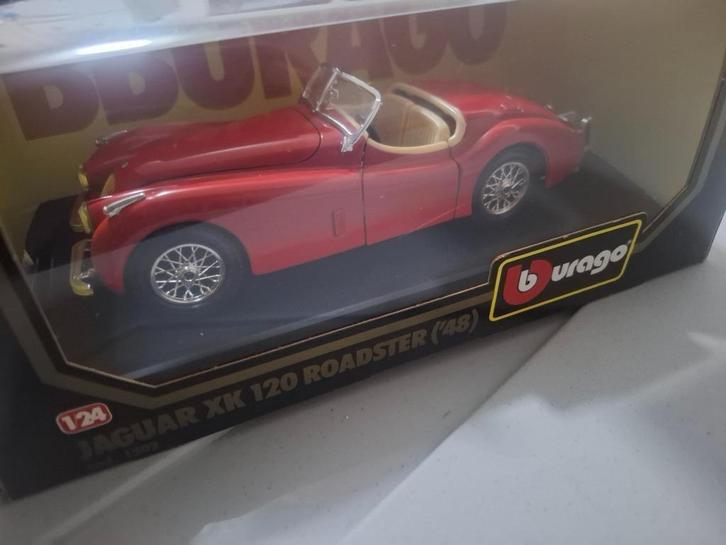 Jaguar XK 120 1/24 Burago, Hobby & Loisirs créatifs, Voitures miniatures | 1:24, Comme neuf, Burago, Enlèvement ou Envoi