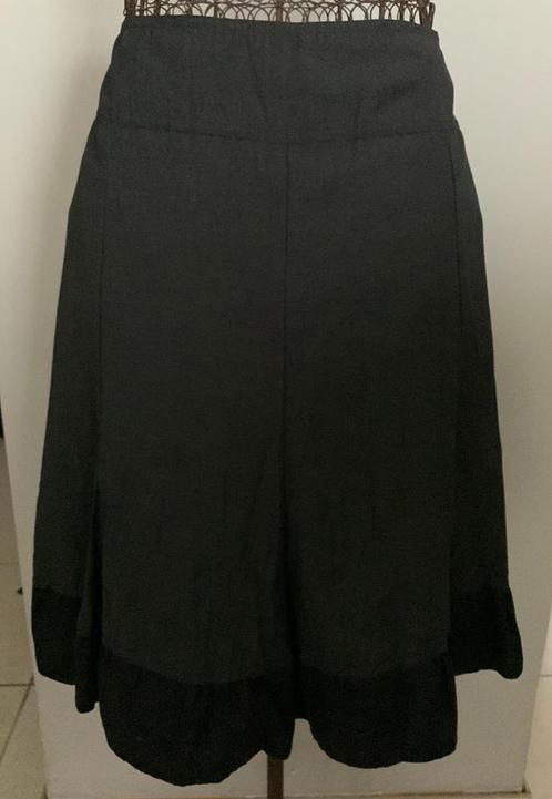 Très belle jupe longue fluide noire 44, Vêtements | Femmes, Jupes, Comme neuf, Taille 42/44 (L), Enlèvement ou Envoi
