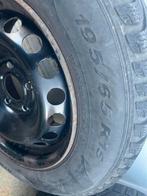 Wielen met 195/65R15 winterbanden, Ophalen of Verzenden, Gebruikt