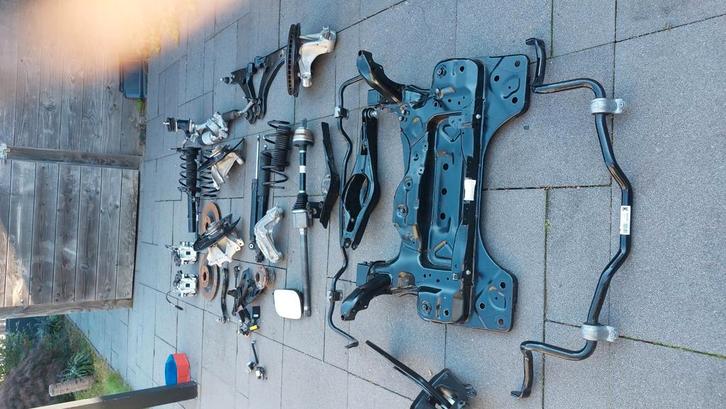 Onderdelen Volvo ex40 xc40, Auto-onderdelen, Ophanging en Onderstel, Volvo, Ophalen