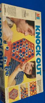 MB Knock out - Vintage game 1979 Special one, Hobby en Vrije tijd, Gezelschapsspellen | Overige, Ophalen of Verzenden, Zo goed als nieuw