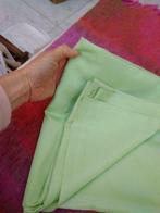 Morceau de tissu satin vert -, Vert, Enlèvement ou Envoi
