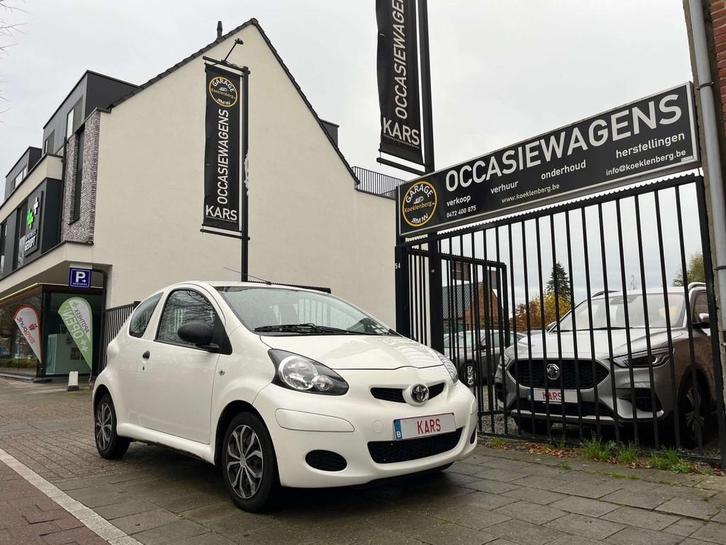 Toyota Aygo Basis (année de construction 2011), Autos, Toyota, Achat, Aygo, ABS, Airbags, Verrouillage central, Electronic Stability Program (ESP)