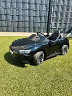 Audi RS E-tron - Elektrische kinderauto, Ophalen, Zo goed als nieuw, Afstandsbediening
