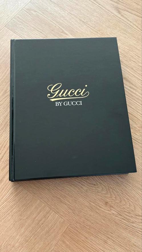 85 years of gucci boek, Boeken, Mode, Zo goed als nieuw, Mode algemeen, Ophalen