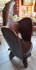 Adelaars troon met mens antiek stuk, Enlèvement