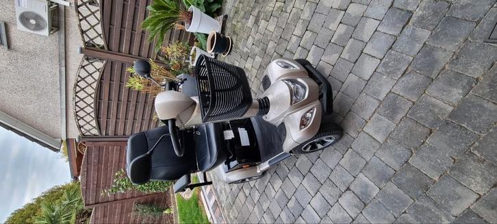 scootmobil vermeiren carpo 4gel baterij  85A kan 45 km aan., Fietsen en Brommers, Scooters | Overige merken, Ophalen