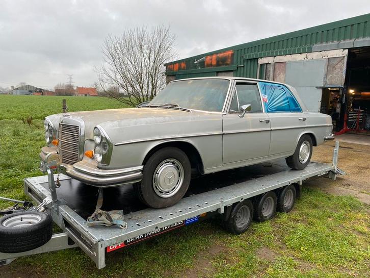 Mercedes 280 sel 4.5 w108, Auto's, Oldtimers, Particulier, Open dak, Benzine, Berline, 5 deurs, Automaat, Zilver of Grijs, Zwart