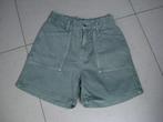 Pull & Bear kaki jeansshort, meisjes/dames. mt L, Pull & Bear, Ophalen of Verzenden, Gedragen, Overige kleuren