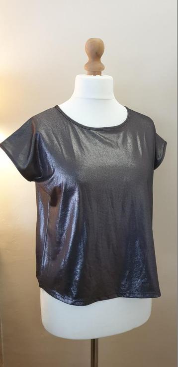 NIEUW artikel : Superstar blouse - Maat L beschikbaar voor biedingen