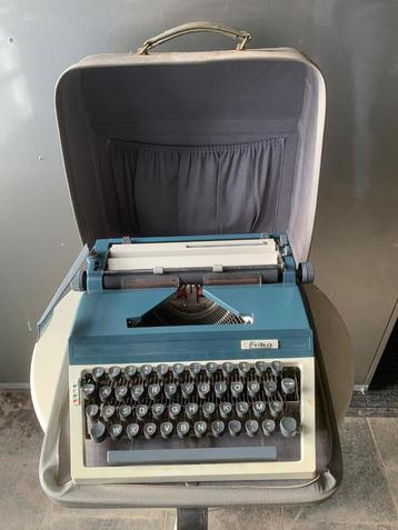 typmachine, Enlèvement ou Envoi, Comme neuf