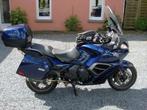 moto triumph, Particulier, 3 cylindres