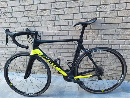 GIANT PROPEL ADVANCED 2 Shimano Ultegra avec 2 roues supplém, Sports & Fitness, Cyclisme, Utilisé, Enlèvement