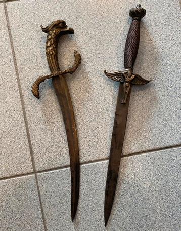 Set van 2 antieke dolken — oosters en middeleeuws beschikbaar voor biedingen