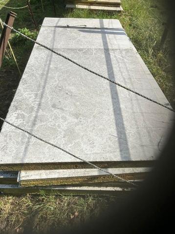Frigo panelen beschikbaar voor biedingen