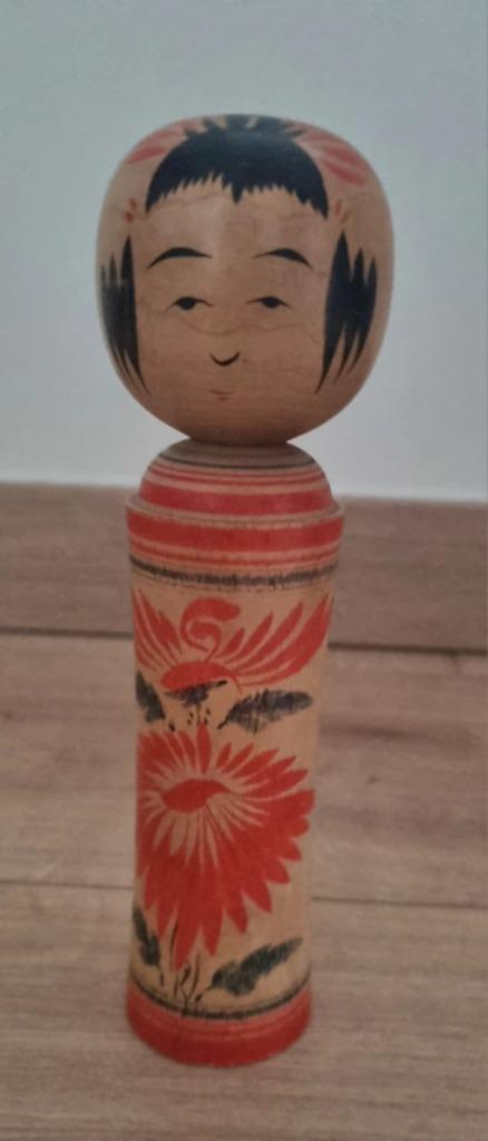 Mooie kleine Naruko Kokeshi, Antiek en Kunst, Kunst | Beelden en Houtsnijwerken, Verzenden