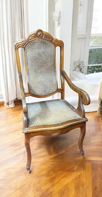 Fauteuil élégant avec dossier et assise en osier, Maison & Meubles, Chaises, Bois, Osier ou Rotin, Enlèvement