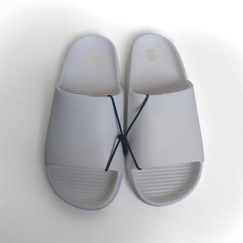 Heren slippers effen wit 41, Kleding | Heren, Schoenen, Nieuw, Slippers, Wit, Verzenden