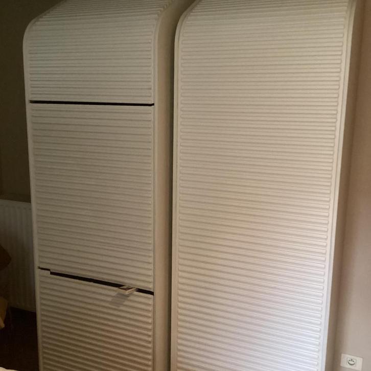 Pastoe vintage amsterdammer grote kleerkast, Huis en Inrichting, Kasten | Roldeurkasten en Archiefkasten, Gebruikt, Kunststof