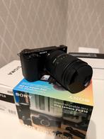 Sony ZV-E10 + Sigma 18-50mm F/2.8 DC DN, Audio, Tv en Foto, Ophalen, Zo goed als nieuw, Sony, Geheugenkaart
