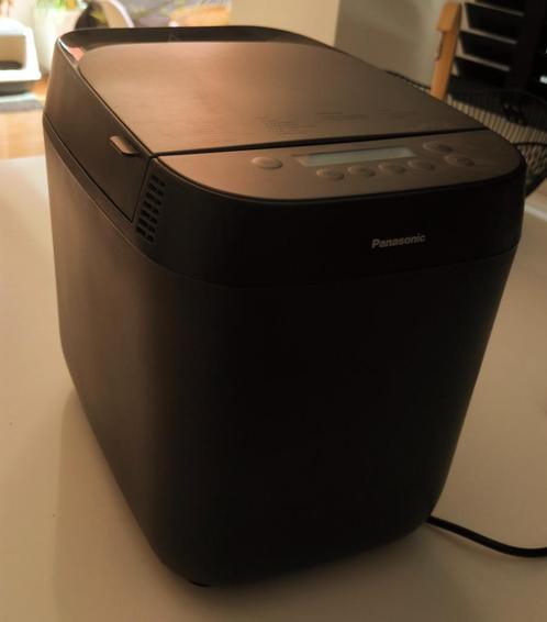 Broodmachine, Elektronische apparatuur, Broodbakmachines, Zo goed als nieuw, Met timer, 400 tot 800 gram deeg, Meer dan 10 programma's