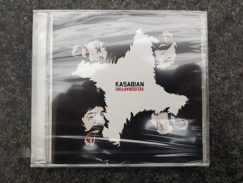 Kasabian - Velociraptor! CD - NIEUW - SEALED, CD & DVD, CD | Rock, Neuf, dans son emballage, Enlèvement ou Envoi