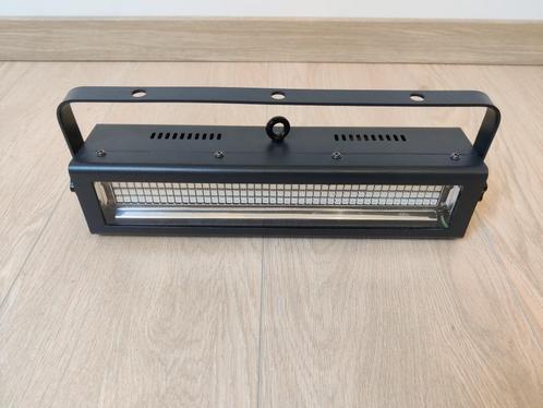 Eurolite LED Strobe SMD PRO 132 stroboscoop, Muziek en Instrumenten, Licht en Laser, Nieuw, Licht, Geluidgestuurd, Kleur, Stroboscoopeffect