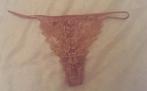 Roze string met mooie print maat S, Kleding | Dames, Ondergoed en Lingerie, Ophalen of Verzenden, Roze, String