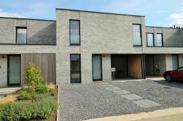 T.k Instapklare nieuwbouw woning met 3 slpk in Lanaken beschikbaar voor biedingen