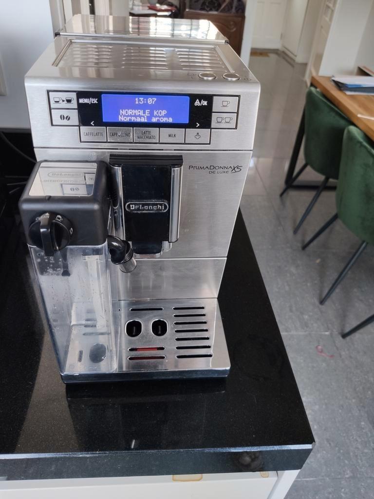 Delonghi PrimaDonna Deluxe XS Cafeti res 2ememain