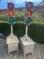 TE KOOP/ TE HUUR set verkeerslichten, Ophalen, Zo goed als nieuw