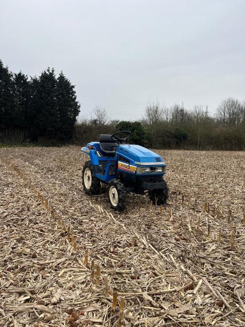 *prachtige moderne Iseki 135 16pk 3cil 4x4 open opstap 888u*, Motoren, Quads en Trikes, 3 cilinders, Ophalen