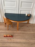 Vintage klein bureau met halve maan voor kinderen, Ophalen, Gebruikt, Bureau