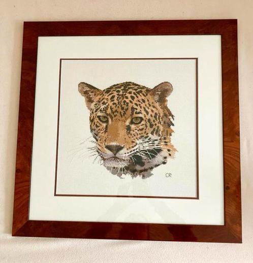 Groot Luipaard/Leopard borduurwerkje midcentury omlijsting, Verzamelen, Dierenverzamelingen, Ophalen of Verzenden