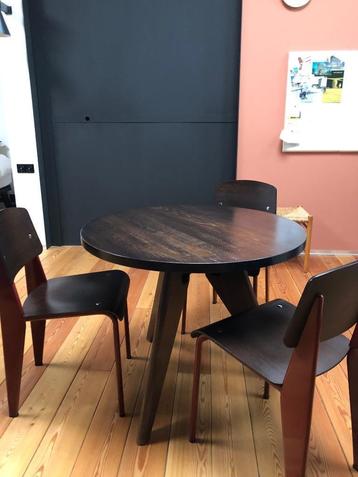 Gezocht Prouvé eettafel vitra donker eiken   beschikbaar voor biedingen