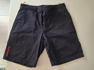 Short Prada zwart  maat 46 ( Italiaanse maat 50) beschikbaar voor biedingen