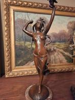 Zeer mooi bronzen beeld op marmeren voet., Ophalen