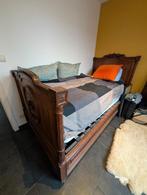 Superbe ensemble de lits anciens (x2) + table de chevet, Enlèvement