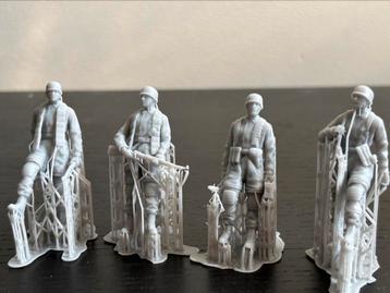 1/35 German Fallschirmjägers WW2 resin figures beschikbaar voor biedingen